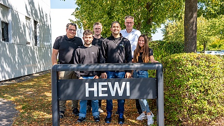 Aus Südamerika nach Bad Arolsen: Kunststofftechnologen bei HEWI